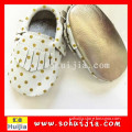 2015 European casual new style beautiful design sole baby shoes with girl